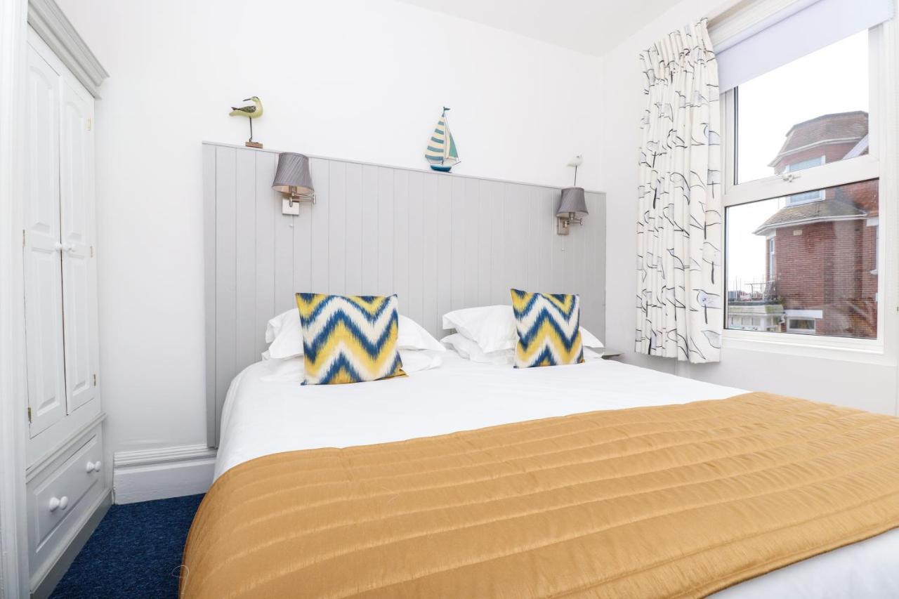The New England Hotel Eastbourne Bagian luar foto