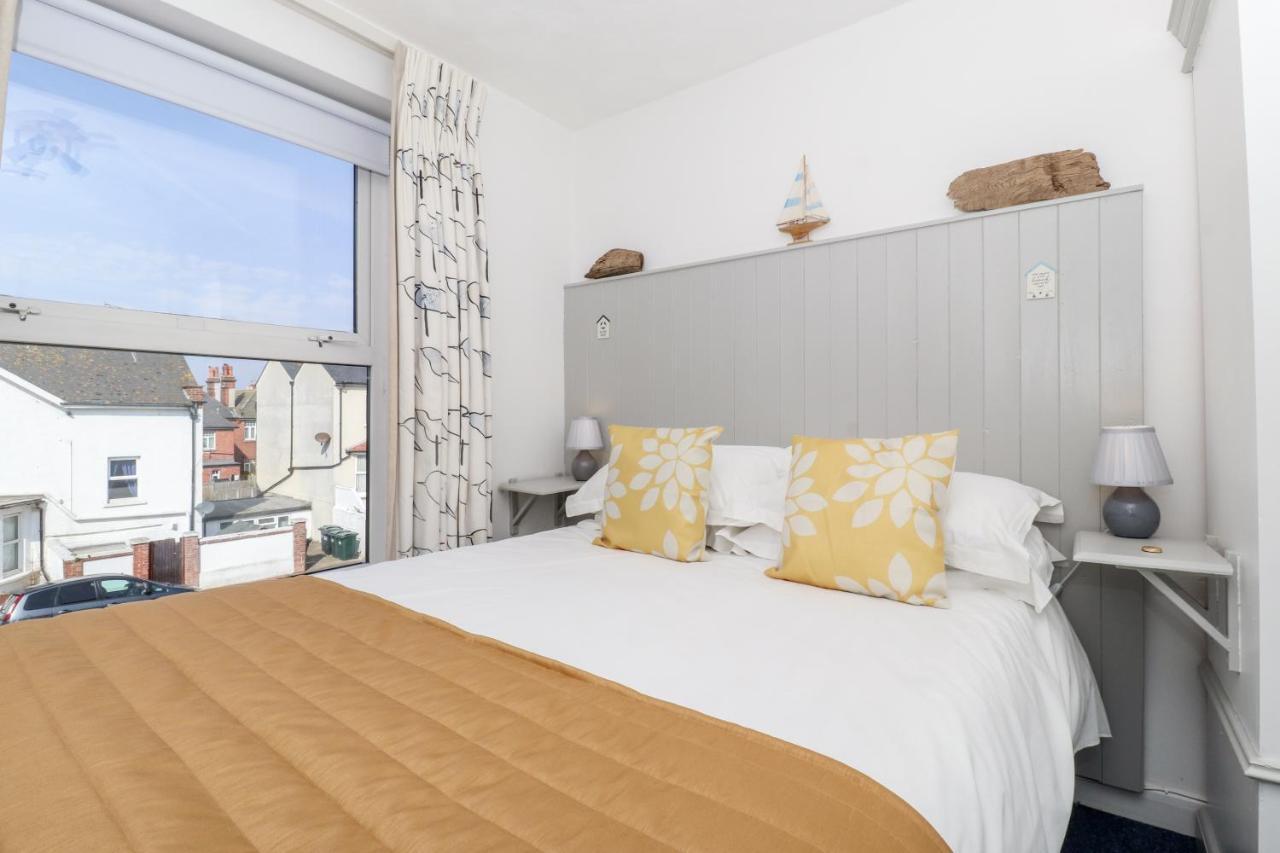 The New England Hotel Eastbourne Bagian luar foto