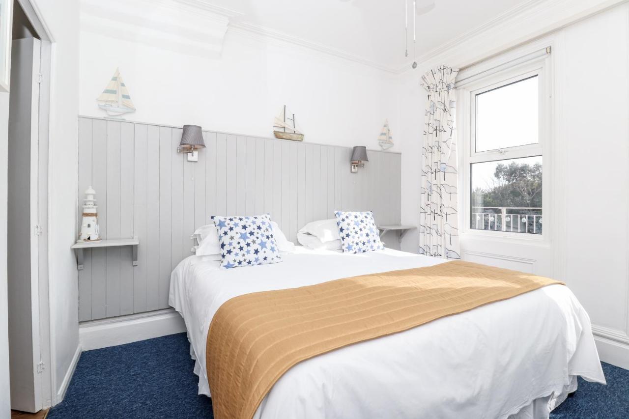 The New England Hotel Eastbourne Bagian luar foto