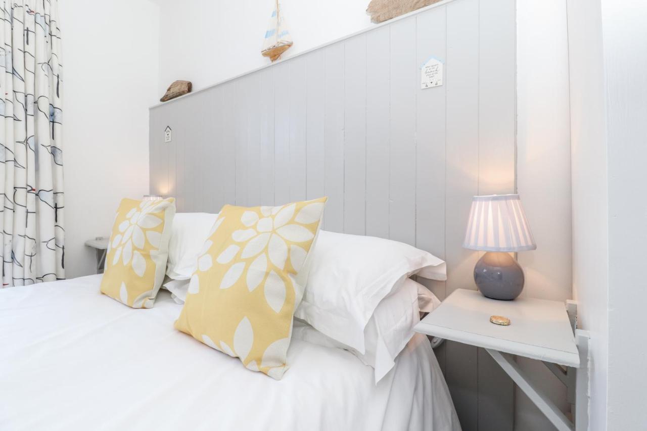 The New England Hotel Eastbourne Bagian luar foto