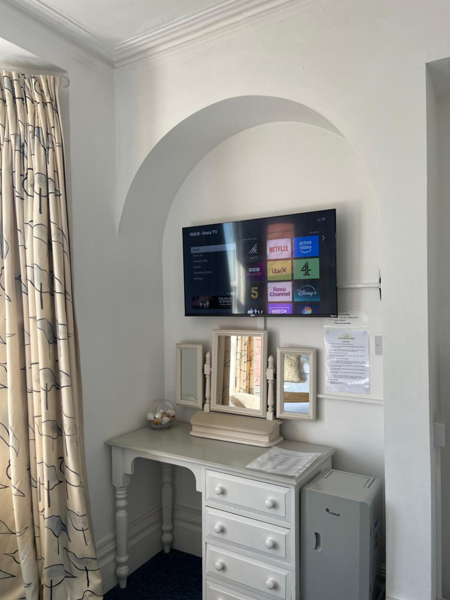 The New England Hotel Eastbourne Bagian luar foto